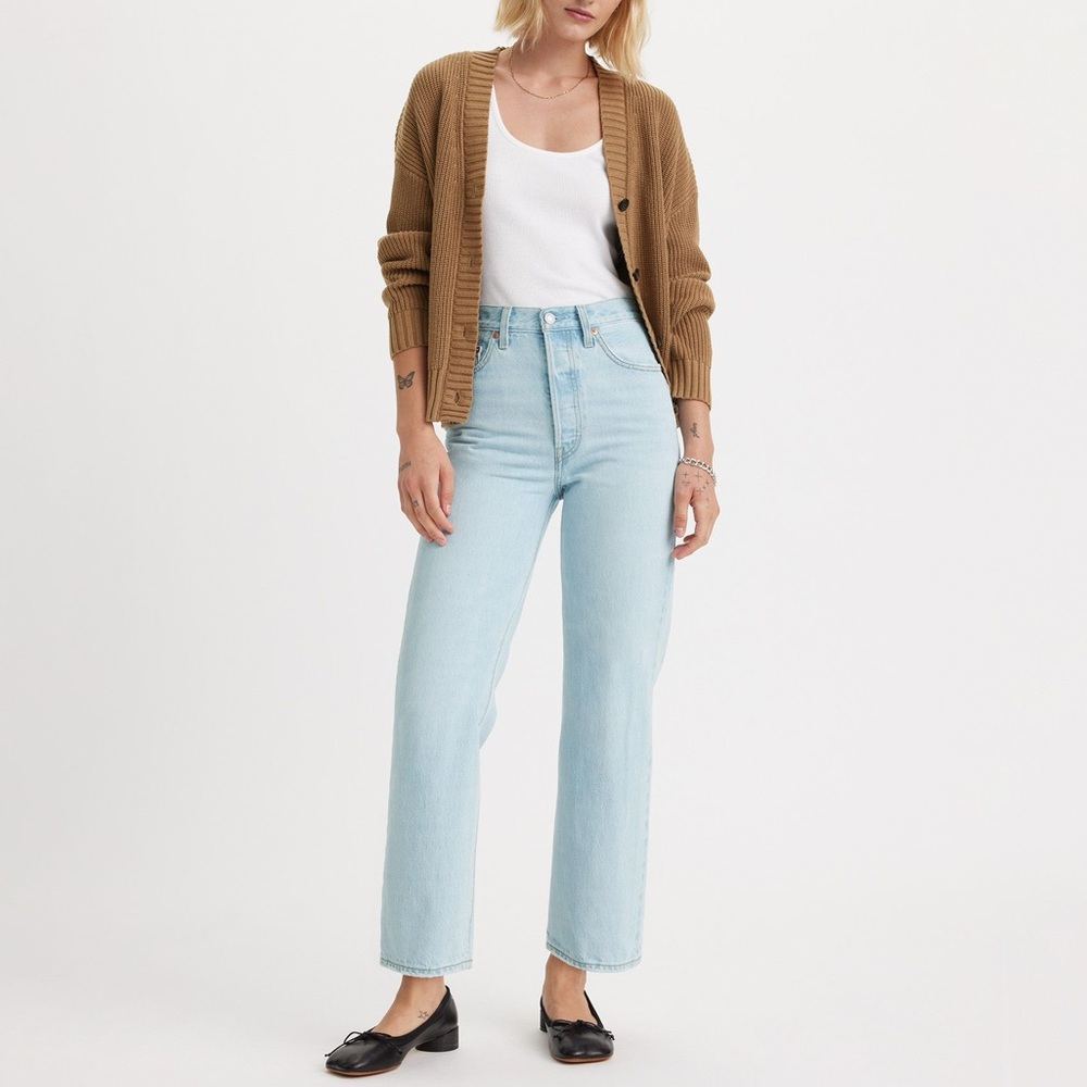 LEVI’S RIBCAGE STRAIGHT ANKLE JEANS